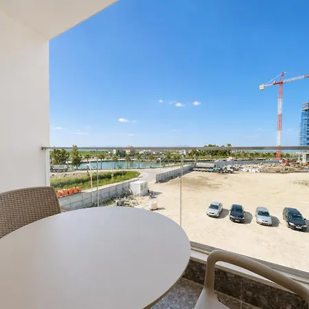 Appartement Aron's Qerret Golem (Tirana)